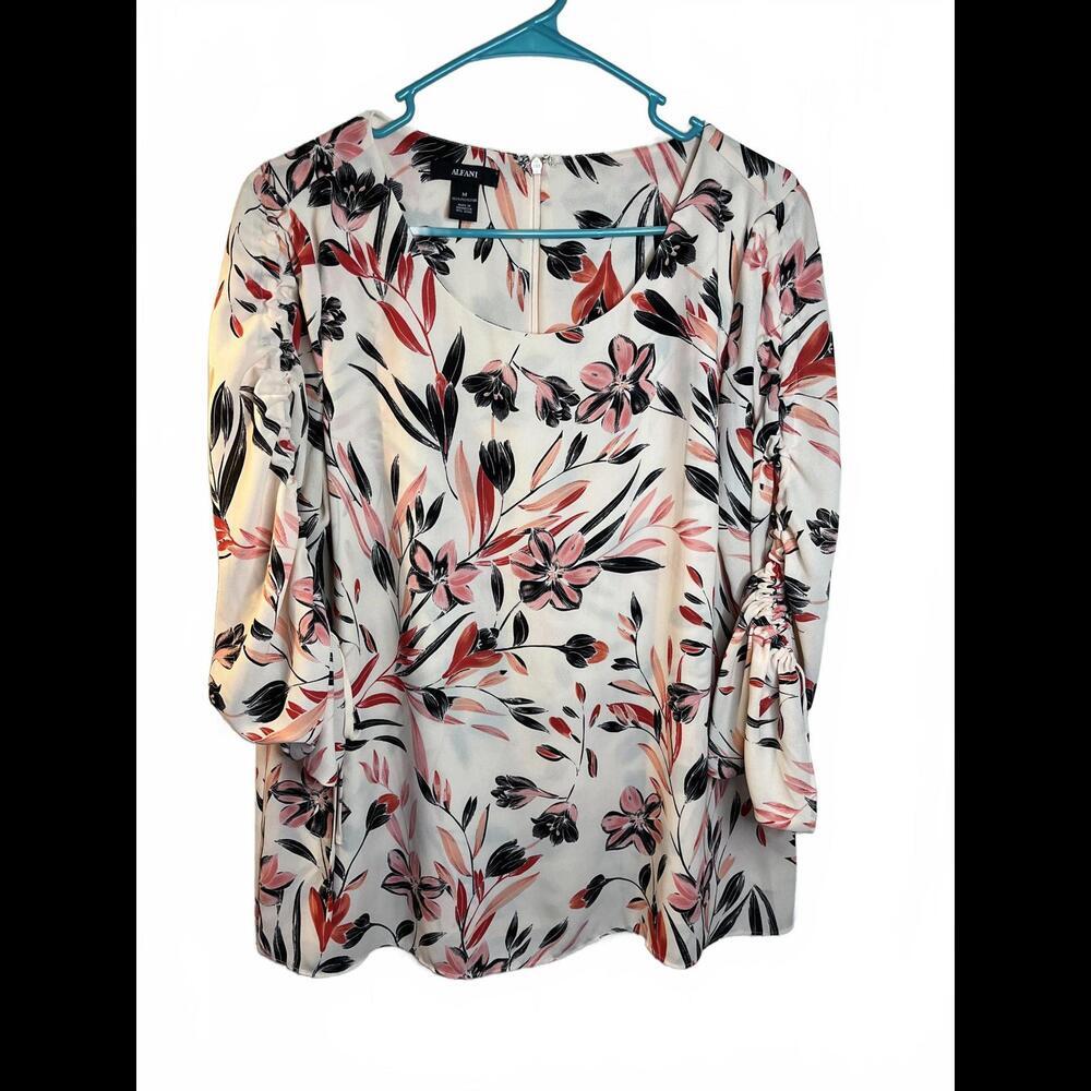 Alfani Women's Floral Top - Medium - Stylish and Comfortable